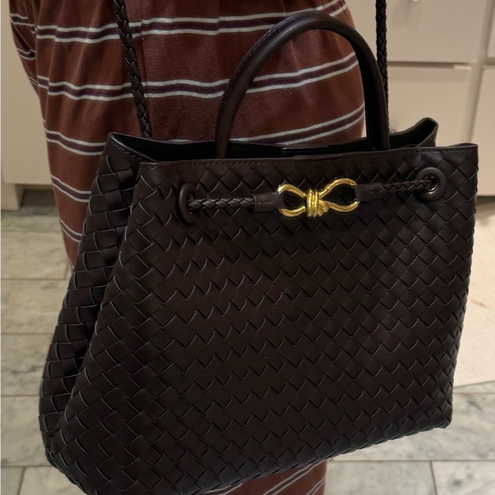 Bottega Veneta dark brown Intrecciato tote (not authentic) - Picture 3 of 8